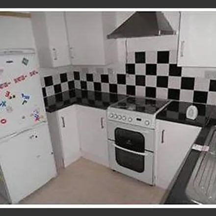 Rent this 3 bed townhouse on Salt Hill Way in Slough, SL1 3TX