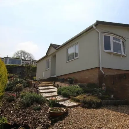 Buy this 2 bed house on Down Road in Walton-in-Gordano, BS21 7AZ