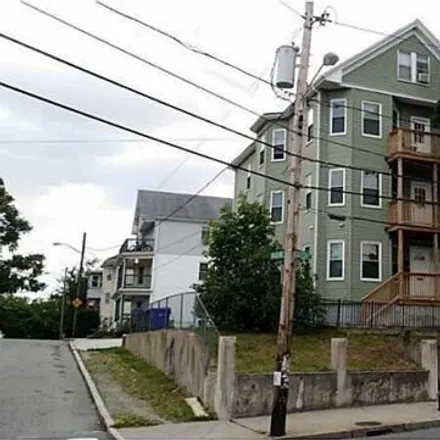 Buy this 9 bed townhouse on 8 10 Eaton St in Providence, Rhode Island