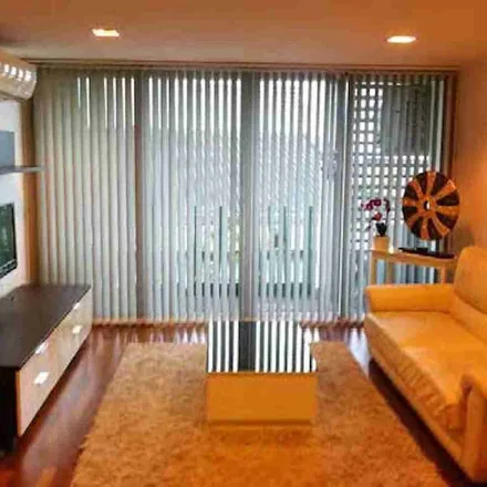 Rent this 2 bed apartment on DLV Thonglor 20 in Soi Ekkamai 21, Vadhana District