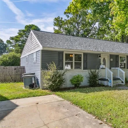 Buy this 3 bed house on 23 Lancaster Terrace in Hampton, VA 23666