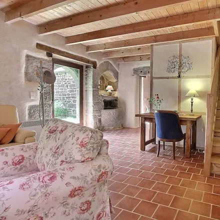 Rent this 2 bed house on 22420 Arrondissement de Lannion