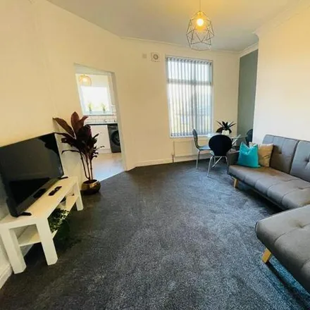 Image 2 - Newman Road/Wincobank Avenue, Newman Road, Sheffield, S5 6BD, United Kingdom - House for rent