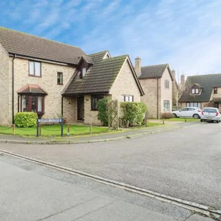 Buy this 4 bed house on Queens Close in Ickwell, SG18 9AR