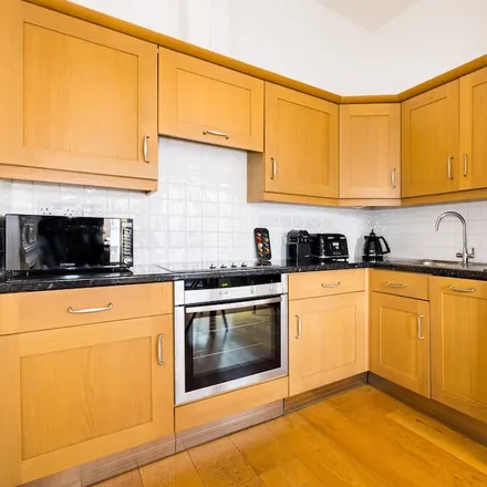 Image 2 - London, United Kingdom - Apartment for rent