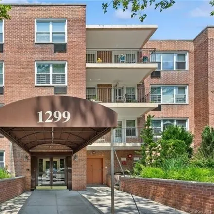 Image 1 - 1299 Palmer Avenue, Village of Larchmont, NY 10538, USA - Apartment for sale