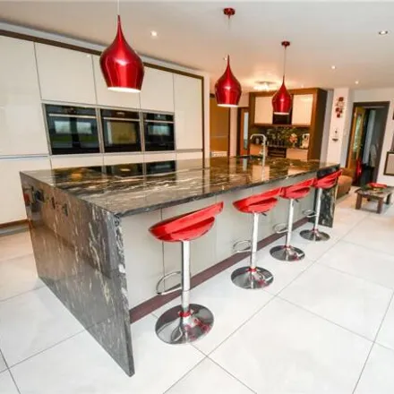 Image 7 - Wirral Way, Parkgate, CH64 6SZ, United Kingdom - House for sale