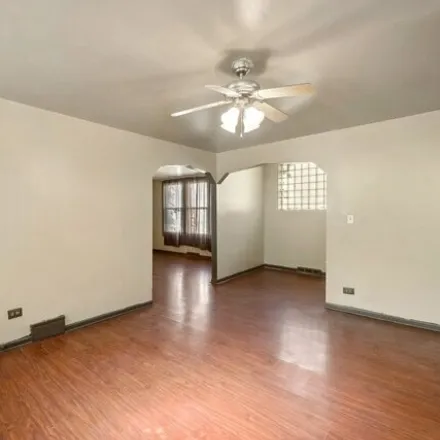 Image 3 - 6134 South Campbell Avenue, Chicago, IL 60629, USA - House for rent