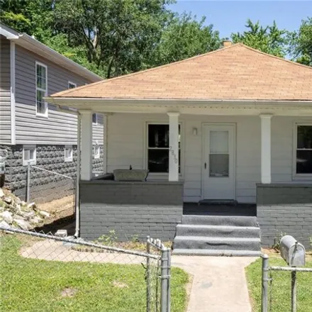 Buy this 2 bed house on 2830 Residence St in Alton, Illinois