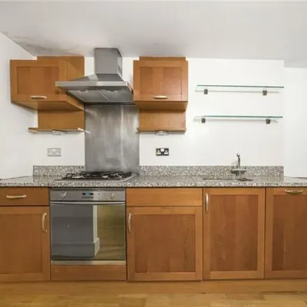 Image 7 - Chandlery House, 40 Gower's Walk, London, E1 8GL, United Kingdom - Apartment for sale