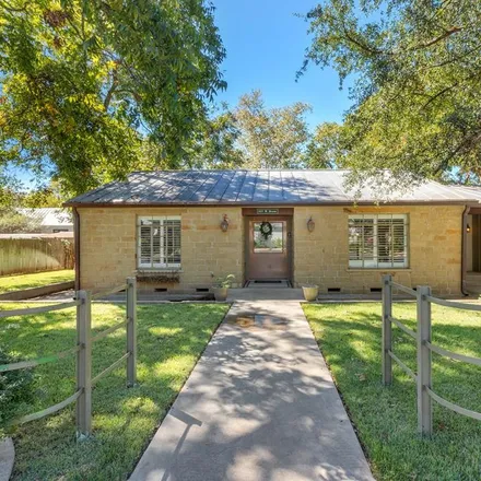 Buy this 3 bed house on 107 West Morse Street in Fredericksburg, TX 78624
