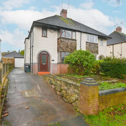 Buy this 3 bed duplex on Lincoln Avenue in Newcastle-under-Lyme, ST5 3AR