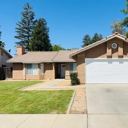 Buy this 3 bed house on 6301 North Cornelia Avenue in Fresno, CA 93722