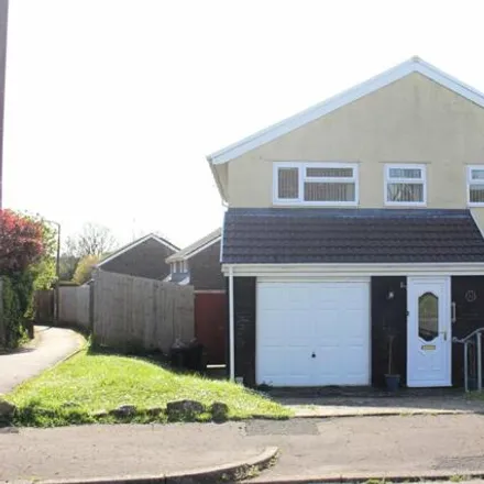 Buy this 4 bed house on Cardigan Crescent in Boverton, CF61 2GT