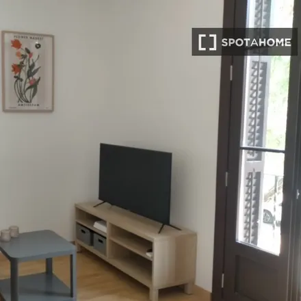 Rent this 2 bed apartment on Carrer de Nàpols in 285, 08013 Barcelona