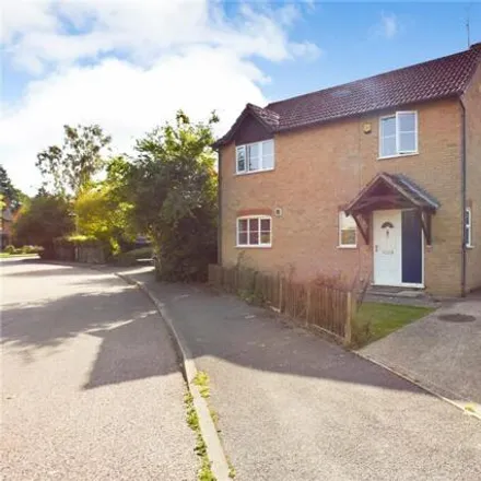 Buy this 3 bed house on St Mary's Way in Burghfield Common, RG7 3YR
