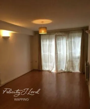 Image 5 - Bill Faust House, Tarling Street, St. George in the East, London, E1 0AD, United Kingdom - Apartment for sale