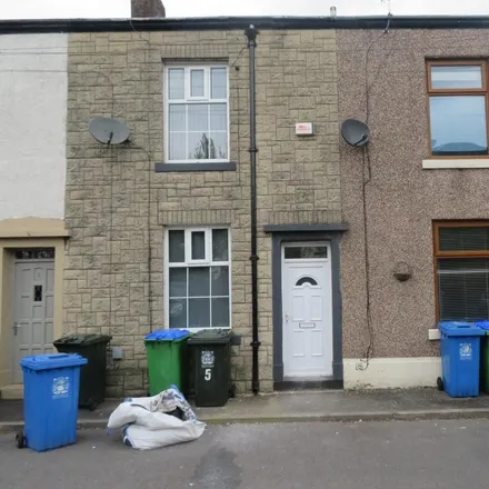 Rent this 2 bed townhouse on Hollin Lane in Heywood, OL11 5PW