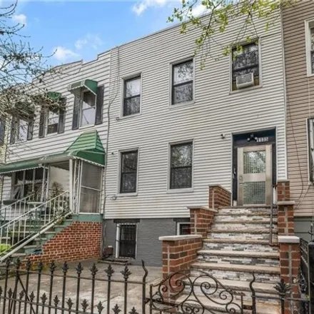 Buy this studio house on 1135 Decatur Street in New York, NY 11207