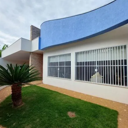 Buy this 3 bed house on Rua das Azaléias in Vila Naidelice, Santa Bárbara d'Oeste - SP