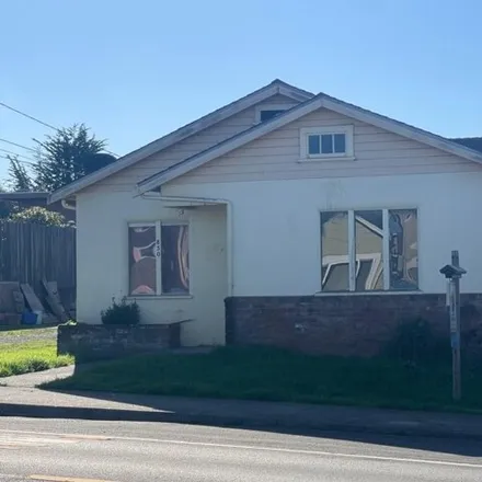 Buy this 2 bed house on 856 Maple Street in Fort Bragg, CA 95437