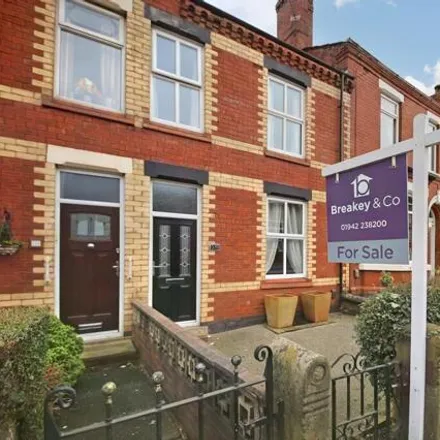 Buy this 3 bed townhouse on Ormskirk Road in Orrell, WN5 9JX