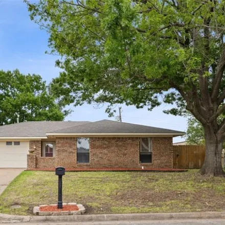 Buy this 3 bed house on 5103 Utah Street in Greenville, TX 75402