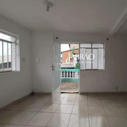 Rent this 3 bed house on Rua Celuta Maia in Caminho Novo, Barbacena - MG