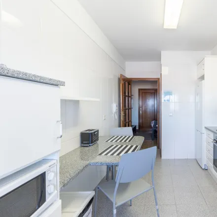 Image 9 - Escola Secundária António Nobre, Rua Hernâni Torres, 4200-347 Porto, Portugal - Room for rent