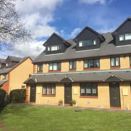 Rent this 1 bed apartment on 124 Sleaford Street in Cambridge, CB1 2NS