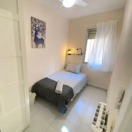 Rent this 2 bed room on Calle del Discóbolo in 28022 Madrid, Spain