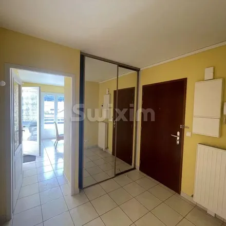 Image 9 - 6 Avenue de la République, 39300 Champagnole, France - Apartment for rent