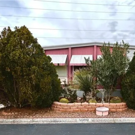 Image 2 - 4992 Royal Avenue, Spring Valley, NV 89103, USA - Apartment for sale