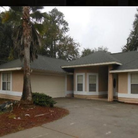 Rent this 3 bed house on 1054 Southwest Charleston Court in Lake CIty, FL 32025