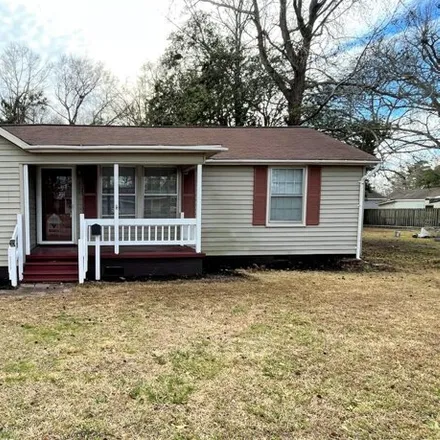 Rent this 3 bed house on 257 Richlands Avenue in Forest Grove, Jacksonville