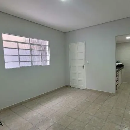 Rent this 2 bed house on Rua Rio Preto in Vila Valparaíso, Santo André - SP