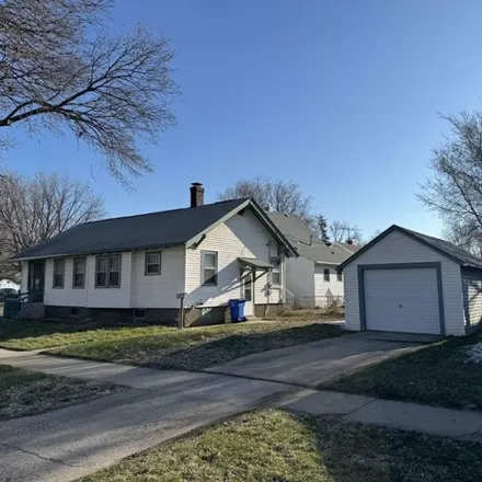 Buy this 2 bed house on 182 West Dartmouth Street in Vermillion, SD 57069