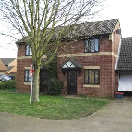 Rent this 2 bed duplex on Primrose Close in Kettering, NN16 9PD