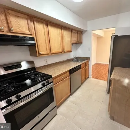 Image 7 - Stone Gate, 3930 Stone Gate Drive, Suitland, MD 20746, USA - Condo for rent