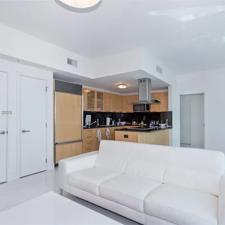 Image 9 - 6889 Collins Avenue, Atlantic Heights, Miami Beach, FL 33141, USA - Apartment for rent