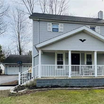 Buy this 3 bed house on 631 Conneaut Avenue in Bowling Green, OH 43402
