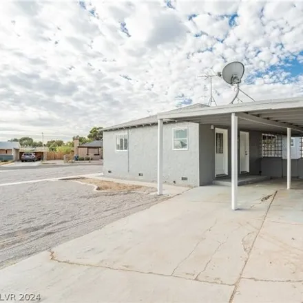 Image 8 - 3500 Westleigh Ave, Las Vegas, Nevada, 89102 - House for sale