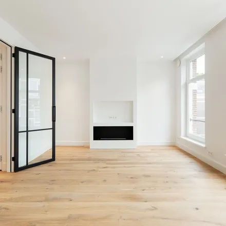 Rent this 3 bed apartment on Nicolaas Witsenstraat 5 in 1017 ZE Amsterdam, Netherlands