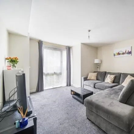 Buy this 1 bed apartment on Cedar House in Melliss Avenue, London