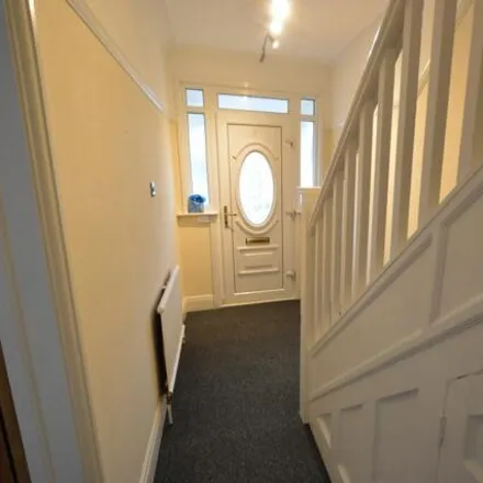Image 5 - Rylands Road, Southend-on-Sea, SS2 4LW, United Kingdom - Townhouse for sale