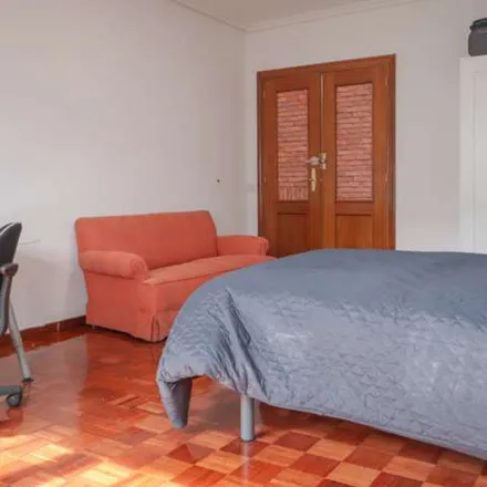 Image 1 - Calle de Caunedo, 14, 28037 Madrid, Spain - Apartment for rent