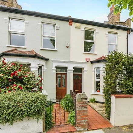 Rent this 3 bed townhouse on 16 Glenfield Terrace in London, W13 9JF