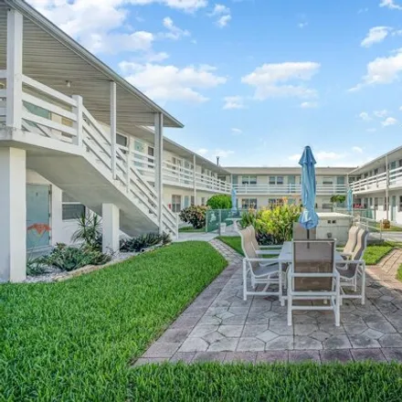 Buy this 1 bed condo on 221 Circle Drive in Cape Canaveral, FL 32920