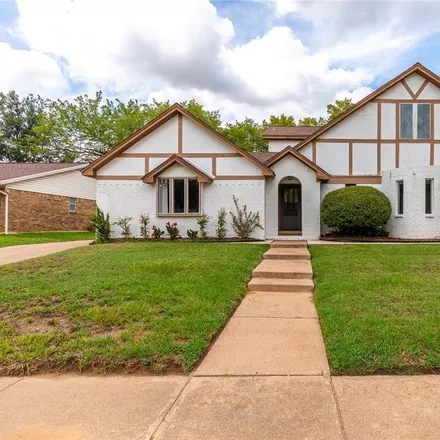 Buy this 4 bed house on 2225 Park Hill Drive in Arlington, TX 76012
