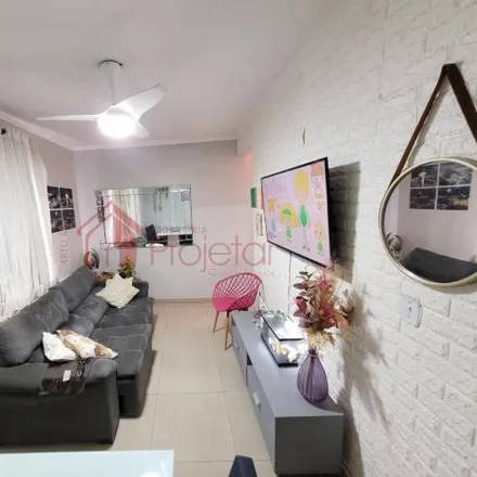 Buy this 2 bed apartment on Avenida Abílio Augusto Távora in Valverde, Nova Iguaçu - RJ